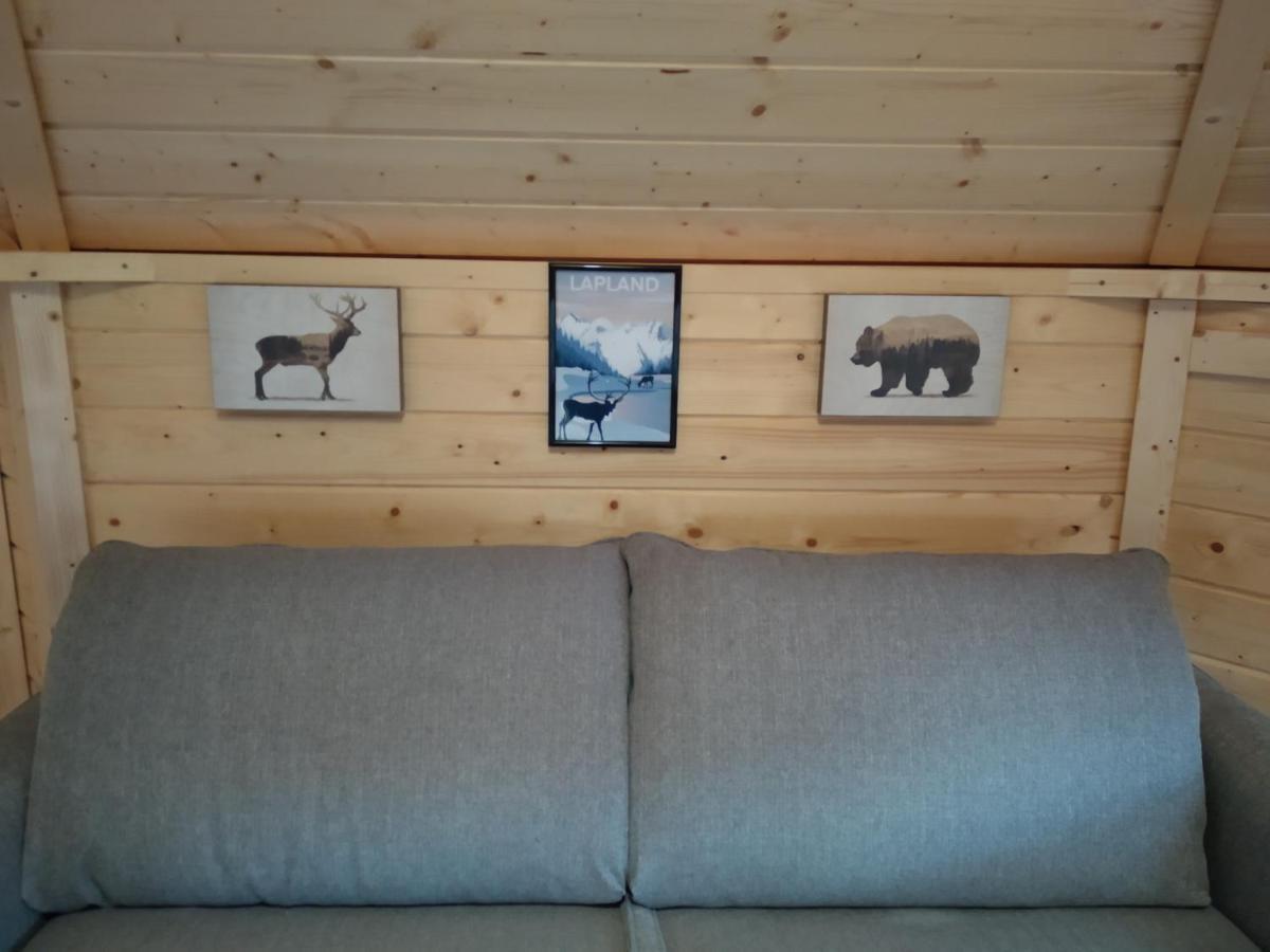 Les Cabanes Du Grand Nord Pradines  Exterior foto