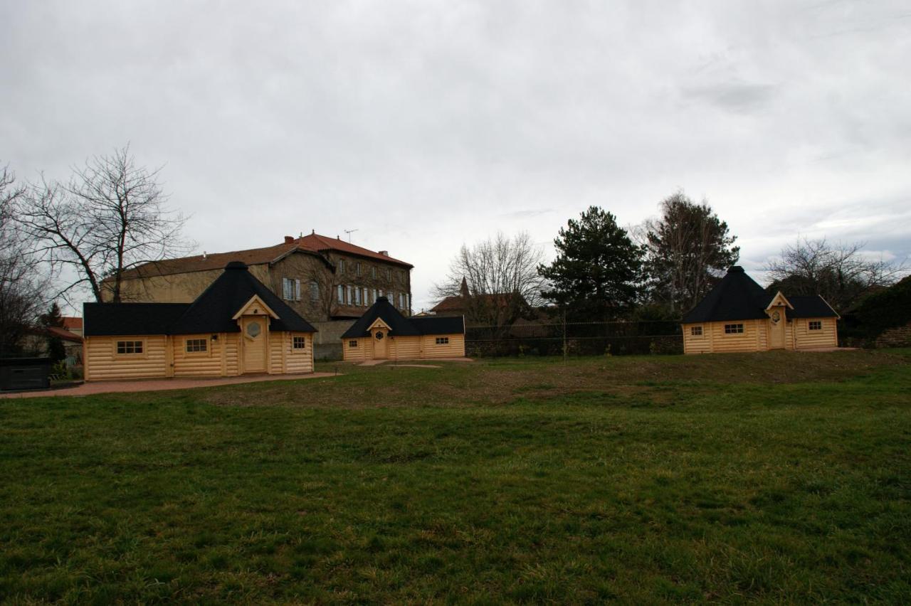 Les Cabanes Du Grand Nord Pradines  Exterior foto