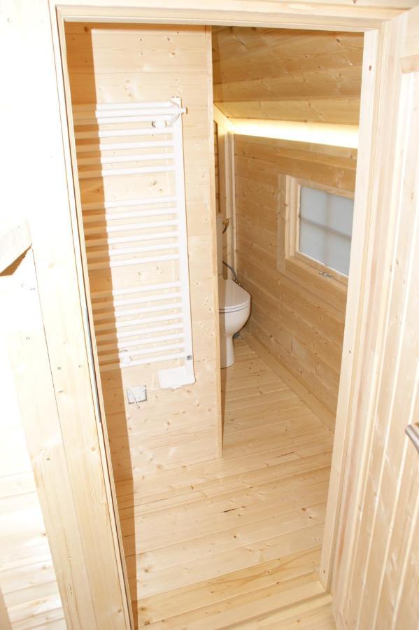 Les Cabanes Du Grand Nord Pradines  Exterior foto